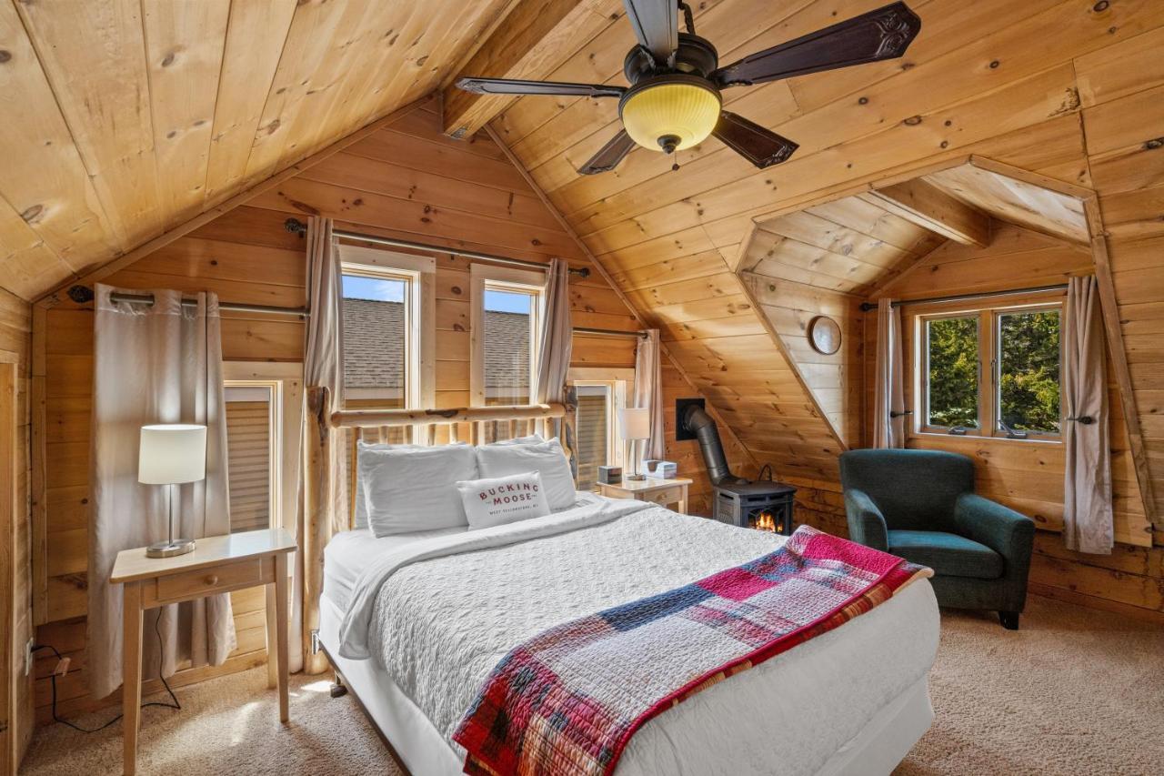 Hotel The Bucking Moose West Yellowstone Exterior foto